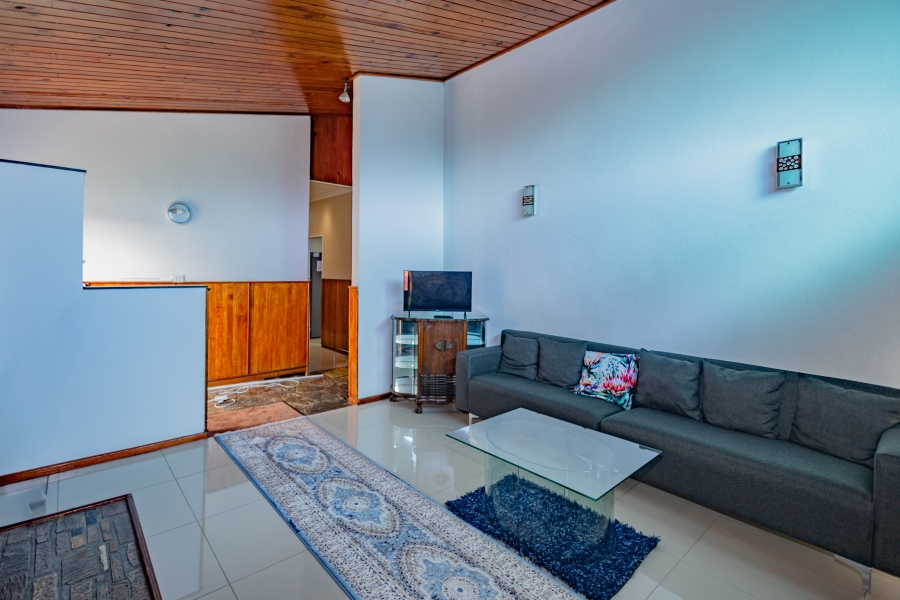 7 Bedroom Property for Sale in Parow Valley Western Cape